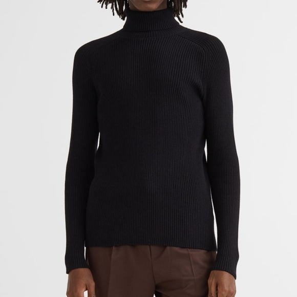 H&M Other - H&M turtleneck sweater ‘Muscle fit’ Black
